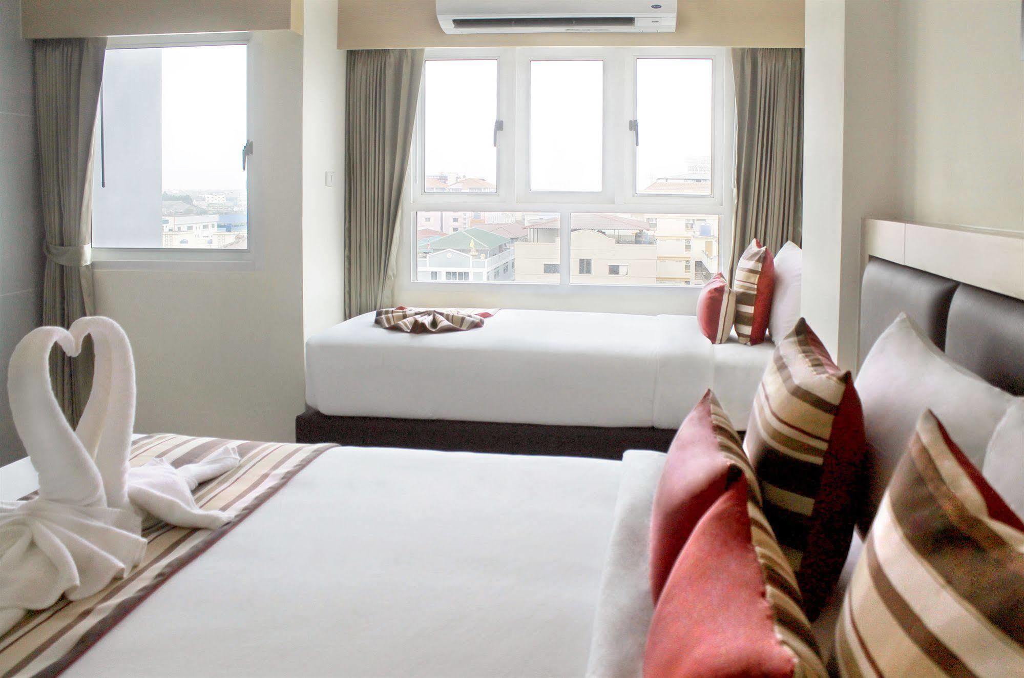 Oyo 234 Tara Grande Hotel & Spa Bangkok Luaran gambar
