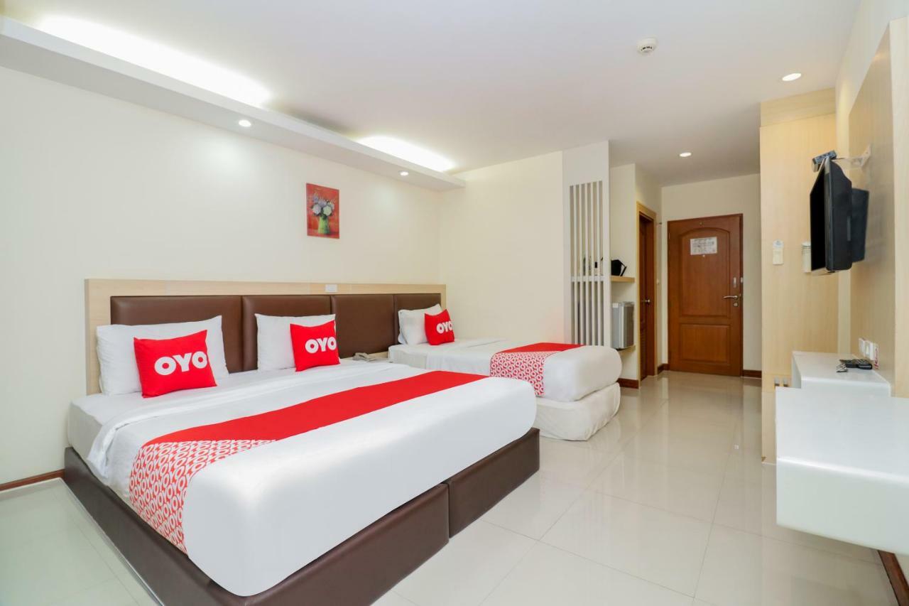 Oyo 234 Tara Grande Hotel & Spa Bangkok Luaran gambar