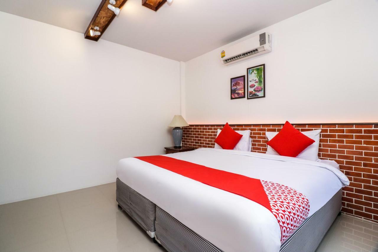 Oyo 234 Tara Grande Hotel & Spa Bangkok Luaran gambar