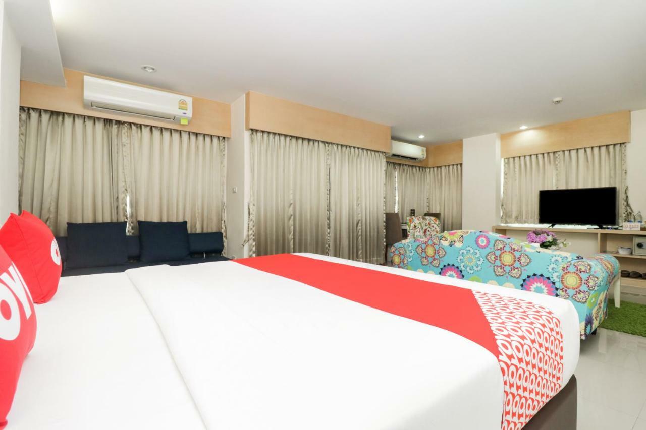 Oyo 234 Tara Grande Hotel & Spa Bangkok Luaran gambar