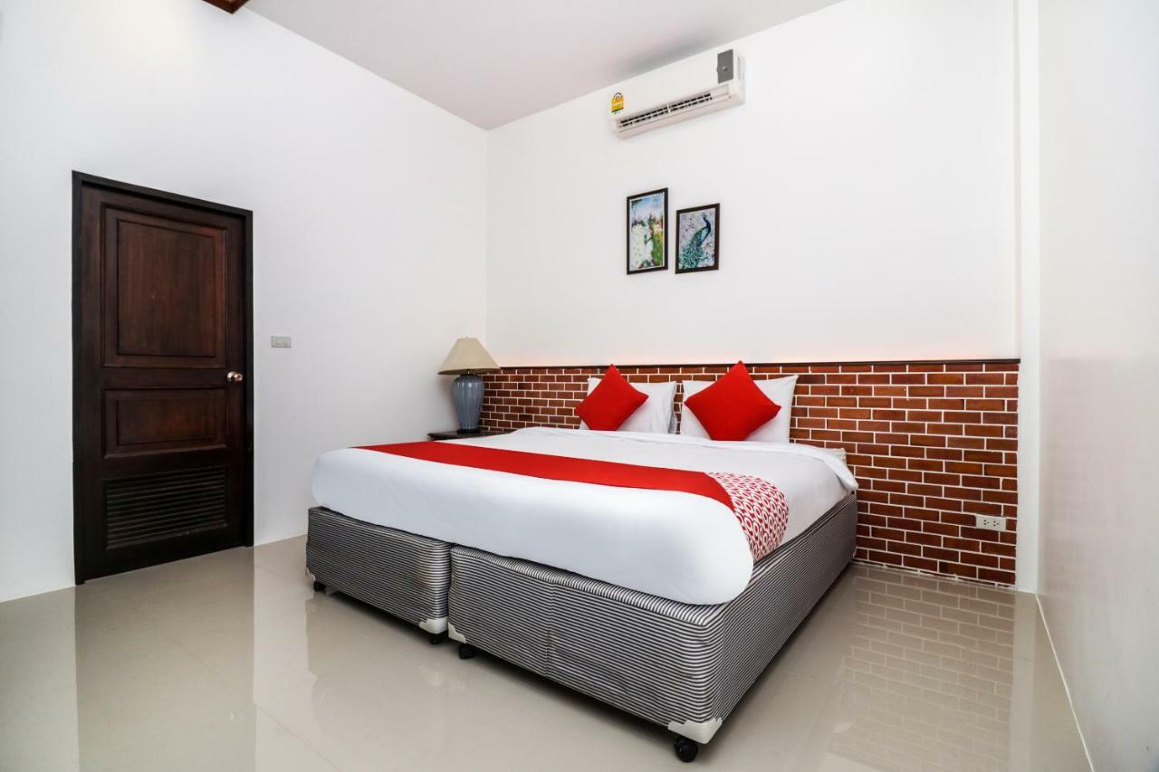 Oyo 234 Tara Grande Hotel & Spa Bangkok Luaran gambar