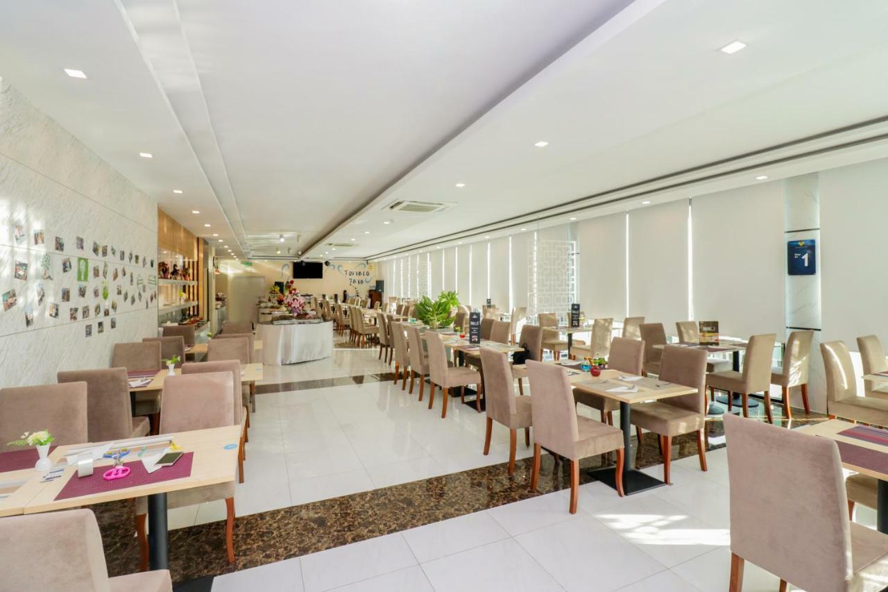 Oyo 234 Tara Grande Hotel & Spa Bangkok Luaran gambar